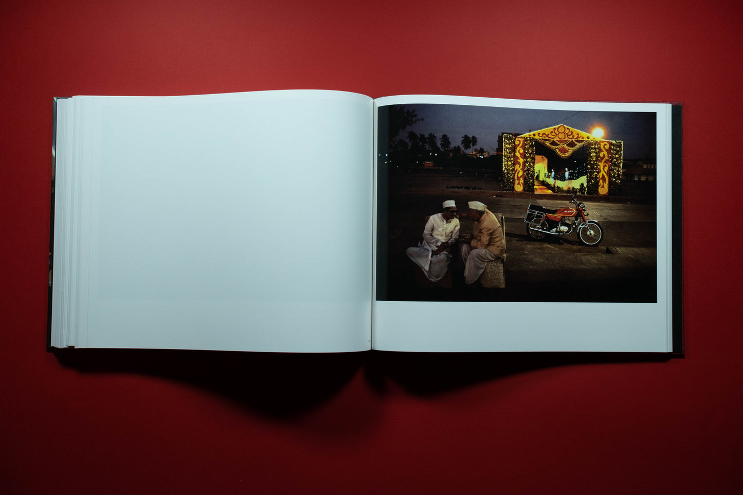 Harry Gruyaert - INDIA - SIGNED