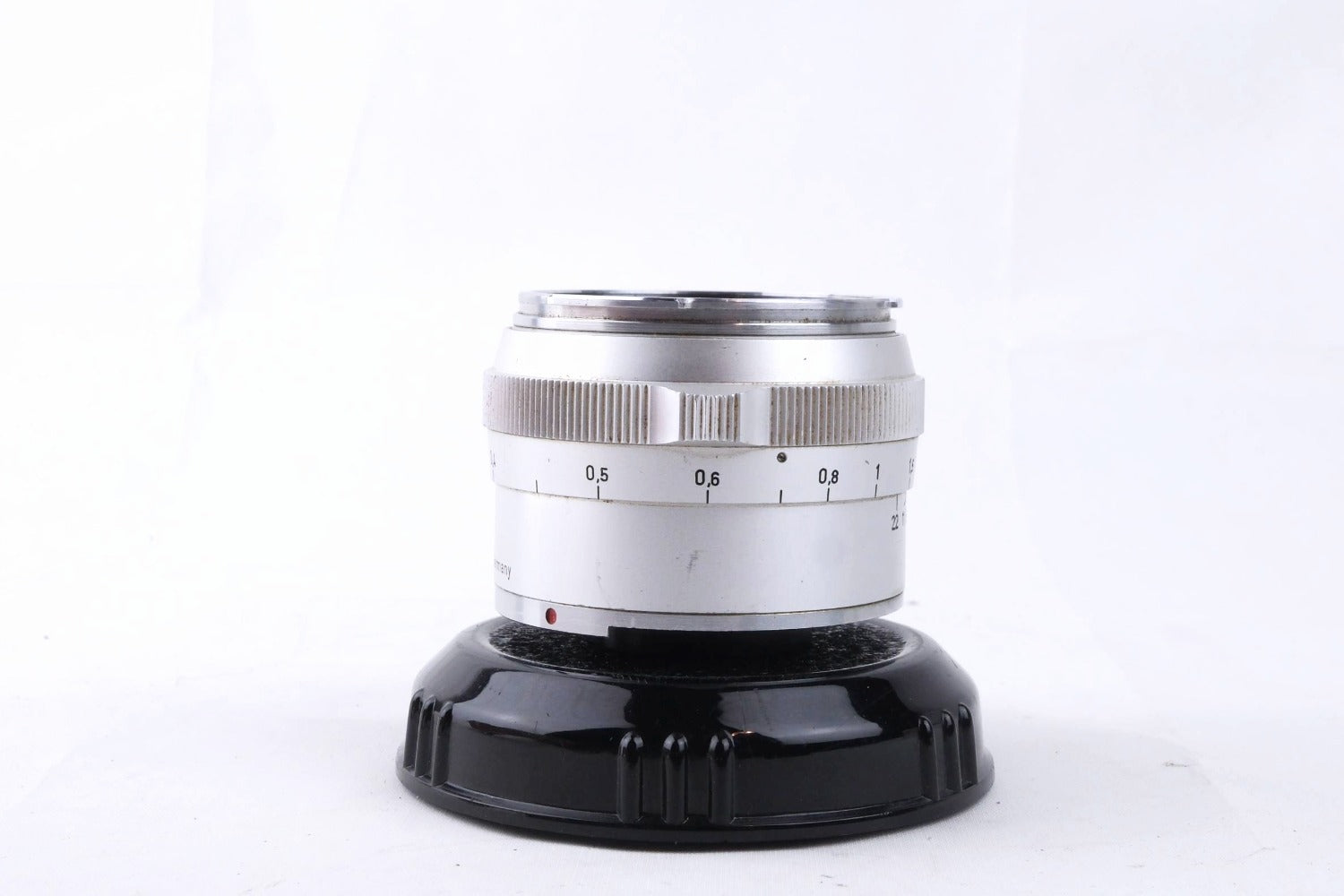 Carl Zeiss Planar 50mm f/2 Contarex Chrome