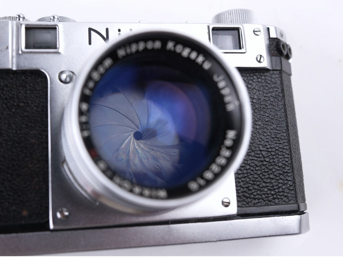 Nikon S 8 digits