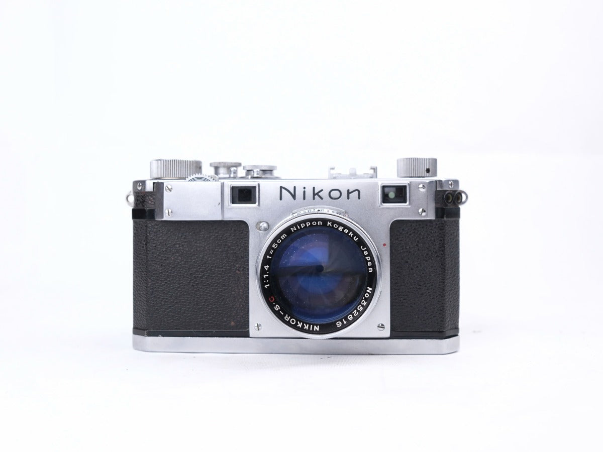 Nikon S 8 digits