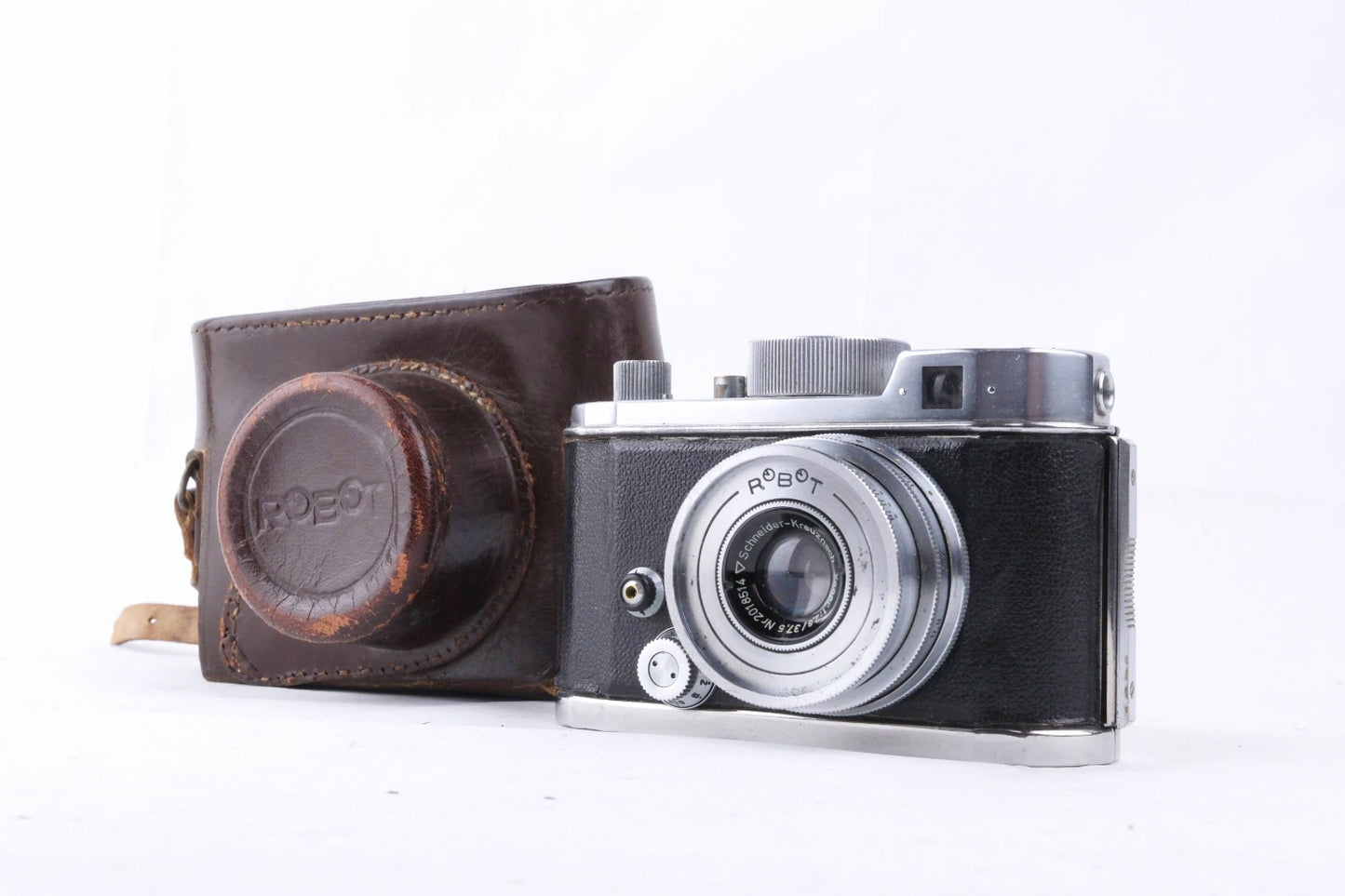 Robot II + Schneider Xenar 37.5mm f/2.8 + Original Leather Case – Japan Welcome