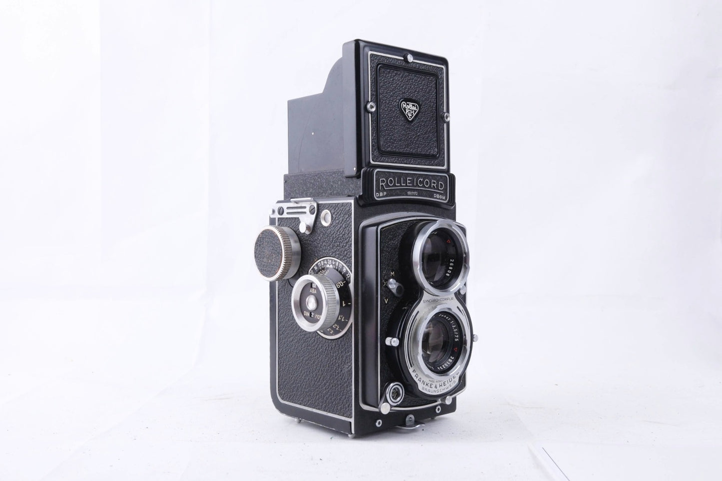 Rolleicord Vb #1507172 – Xenar 75mm – Clean Optics – Leather Case – Japan Welcome