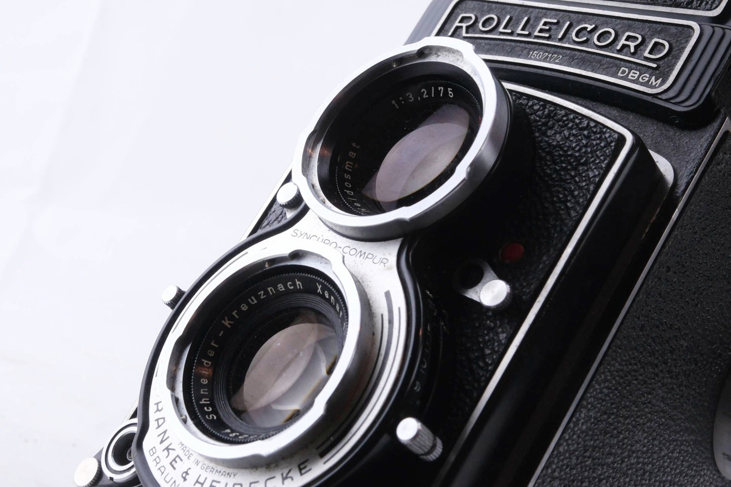 Rolleicord Vb #1507172 – Xenar 75mm – Clean Optics – Leather Case – Japan Welcome