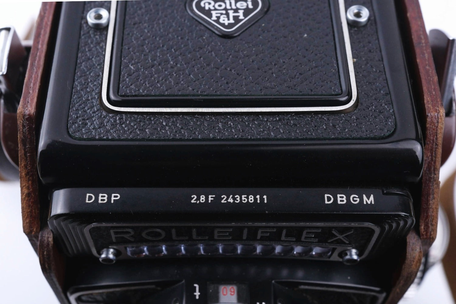 Rolleiflex 2.8F "Tellos" - Carl Zeiss Planar 80 mm f/2.8 - Flat Glass