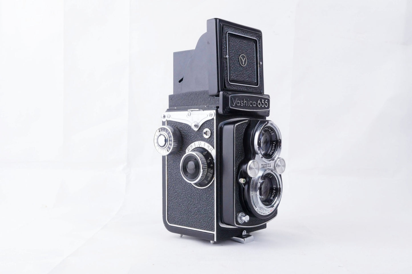 Yashica 635 TLR + Yashikor 80mm f/3.5 – CLA Récent – Parfait État – Étui